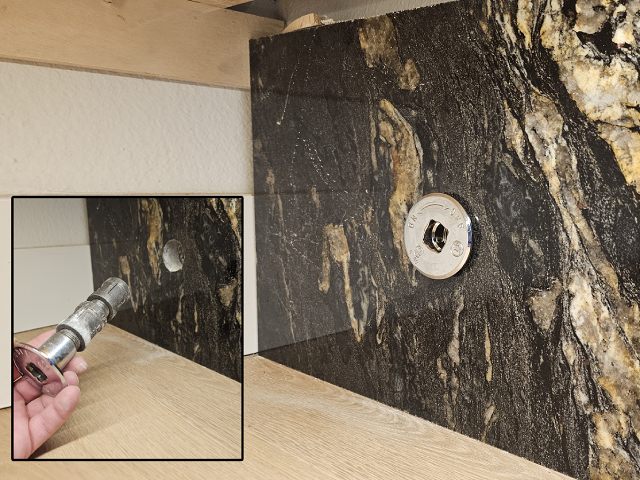 Fireplace gas shut-off valve not connected